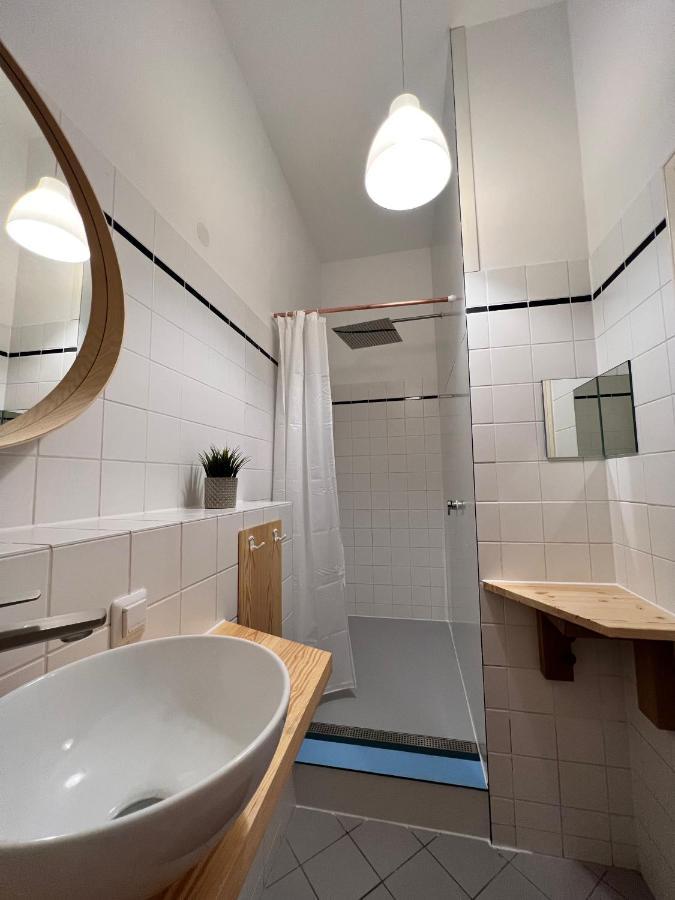 Gemuetliche 2-Zimmer-Wohnung Zentral Friedrichshain Berlim Exterior foto